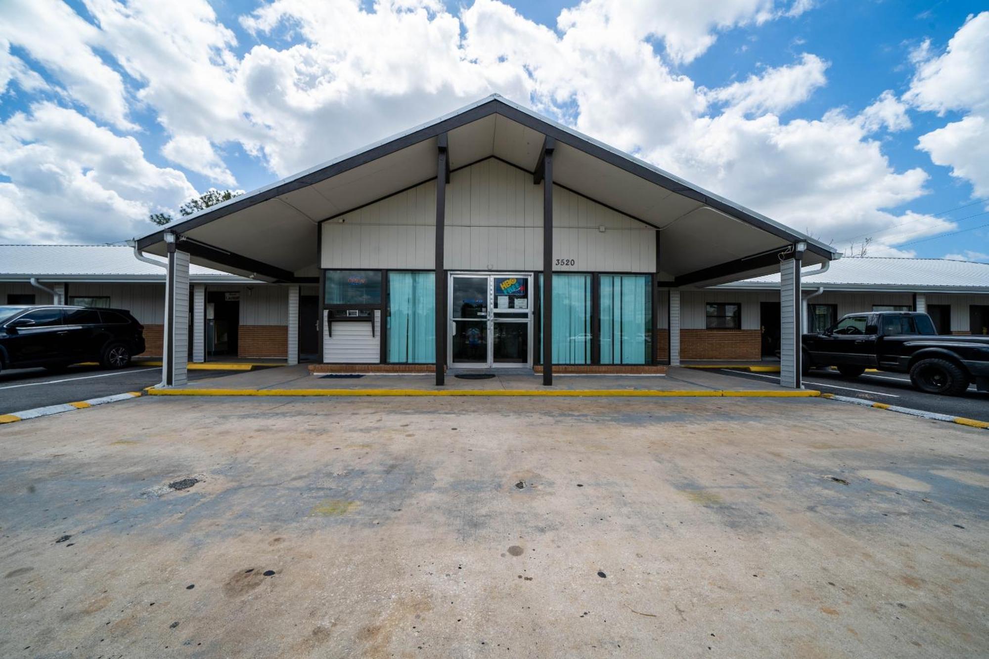 Oyo Hotel Ocala, Fl I-75 Екстер'єр фото